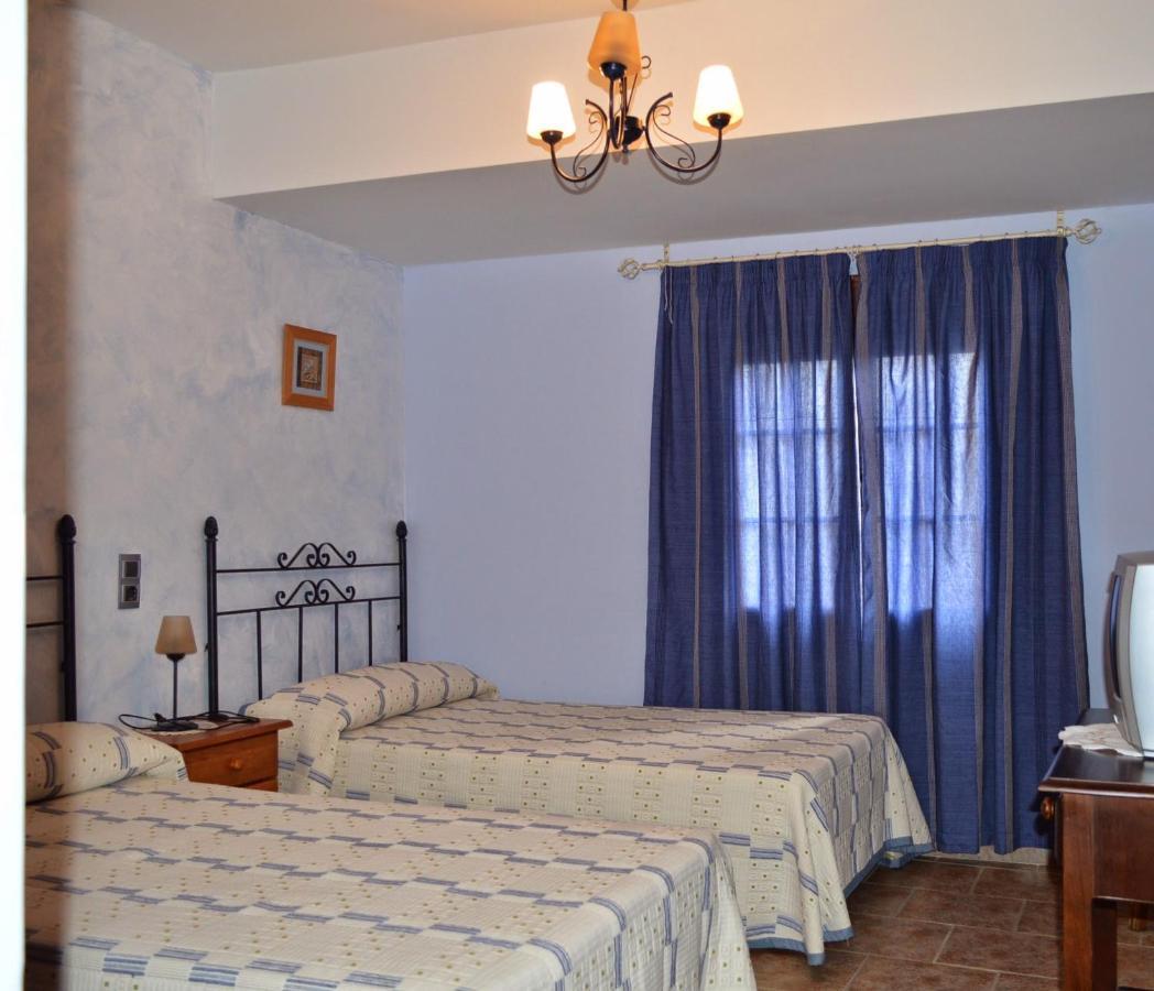 Posada La Reja Malpica de Tajo Екстер'єр фото