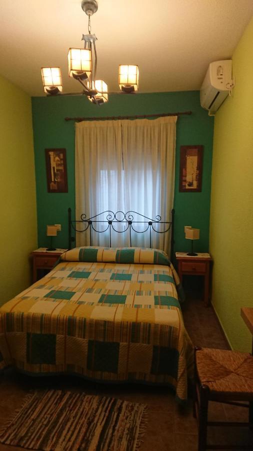 Posada La Reja Malpica de Tajo Екстер'єр фото